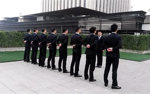 无锡揭秘：如何选择靠谱的收债公司？老司机给你支招